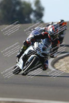 media/Nov-02-2025-Lets Ride (Sun) [[f7a3caa734]]/B Group/1220pm (Turn 2 Outside)/